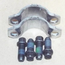 DANA / SPICER - STRAP AND BOLT KIT FOR 1350/1410 SERIES YOKES