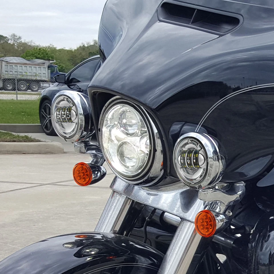 Fit For Harley Street Glide Auxiliary Fog Passing Light Brackets & Turn Signals - Image 3 of 4