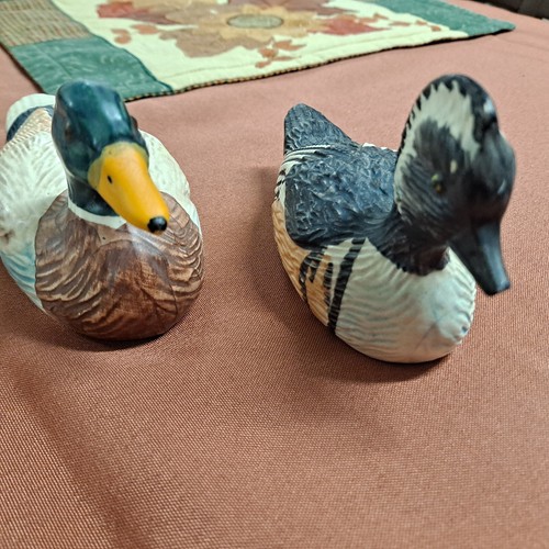 Weiss Ducks Handpainted in Brazil. 4 in the set. Vintage, and no two are alike. - Picture 5 of 10