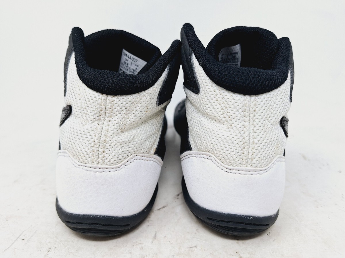 ASICS Matflex 6 Men\'s Size‎ 5 Black White Wrestling Shoes (1084A007) Clean Size 6 Asics Matflex 6 GS 1084A007 Wrestling Shoes White  main image 2