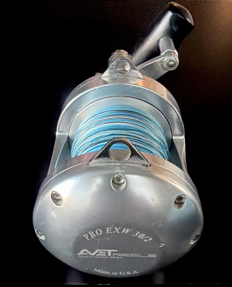 Двухскоростная широкая катушка Avet PRO EXW 30/2 для большой игры - Изображение 2 из 4