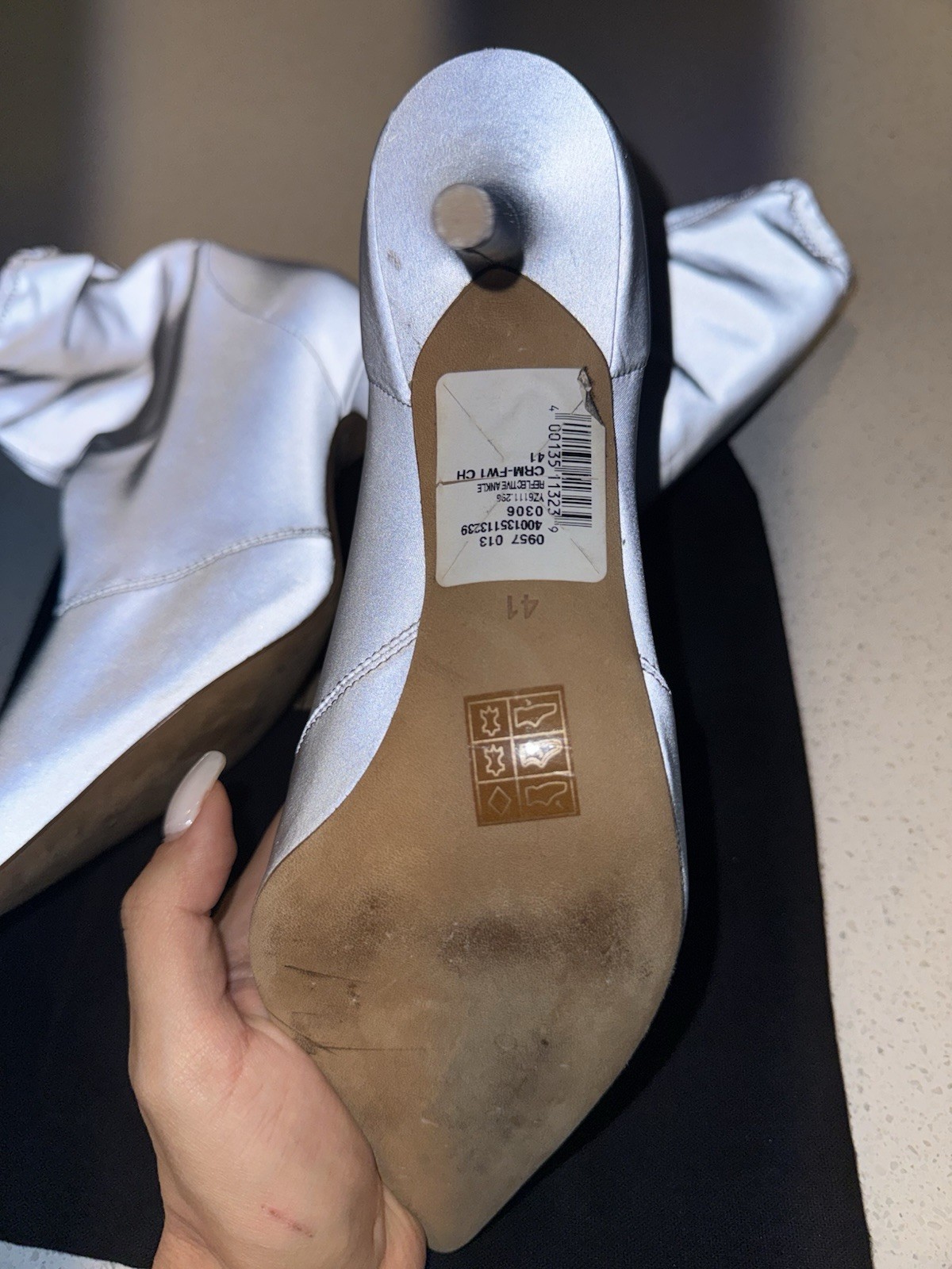 Yeezy Season 7 Iridescent Ankle Boots Silver Reflective Size EU 41  thumbnail 4