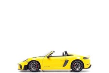 Minichamps 1:18 Porsche 718 Boxster Spyder RS (982) in Racing Yellow