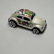 Hot Wheels VW Beetle Volkswagen Vintage 1988 Bug Car White Graffiti Diecast