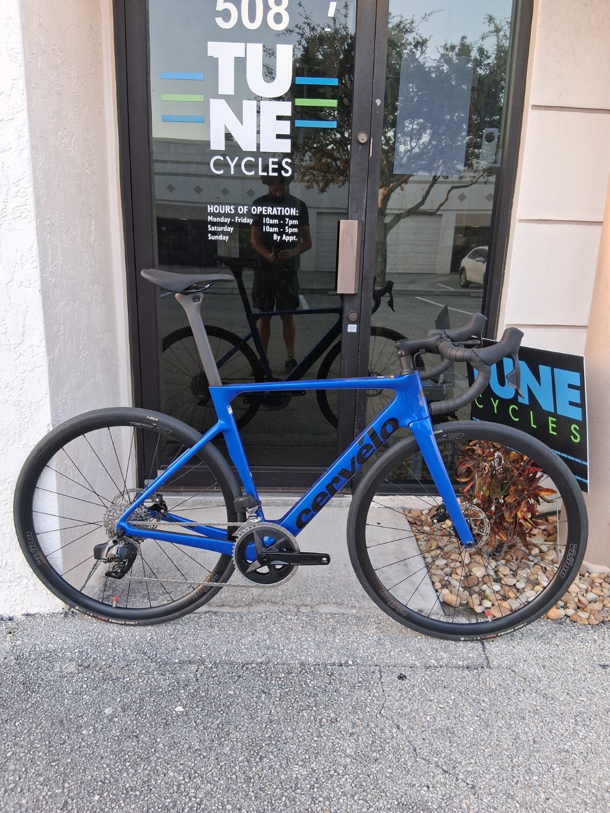 Brand NEW 2025 Cervelo Soloist 54cm,  Sram Rival AXS 12 spd,  Vision,  Vittoria
