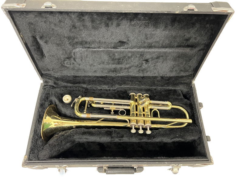 Jupiter Trumpet JTR-600 with Jupiter Mouthpiece & Jupiter Case