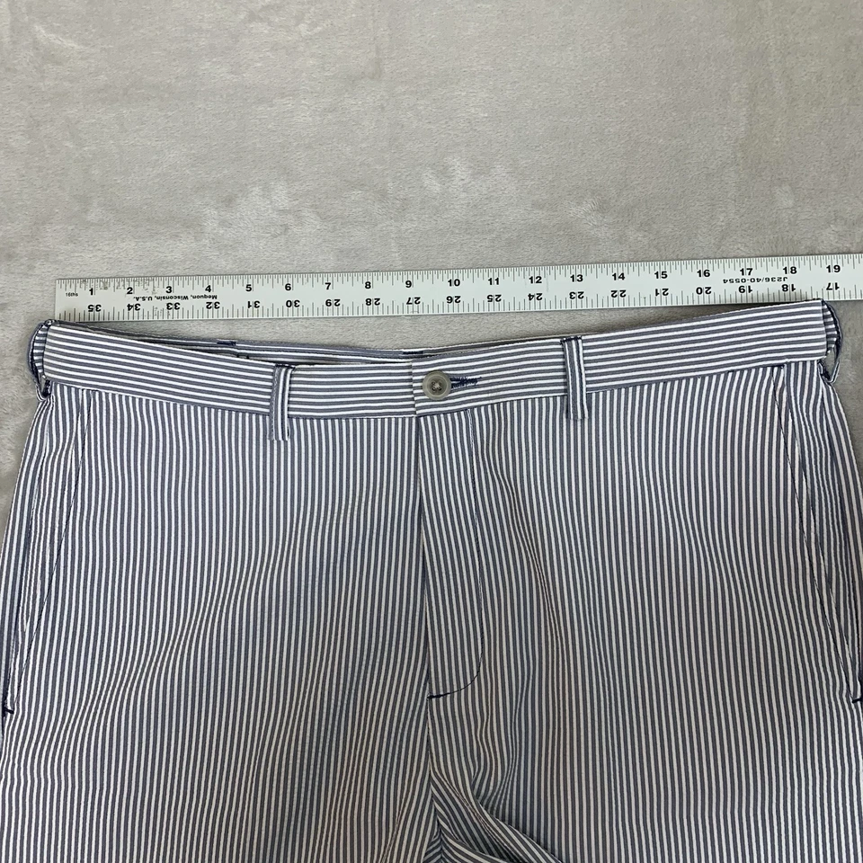 Pantalones Cortos Haggar Seersucker Para Hombre 36 Gris y Blanco Frente Plano Cintura Cómoda Informal Foto 3 de 4