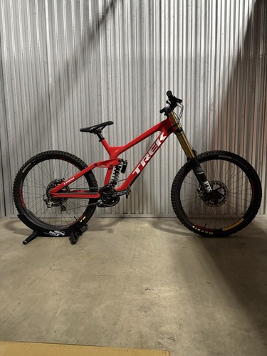 2021 Trek Session 27.5 Carbon XL Custom downhill bike