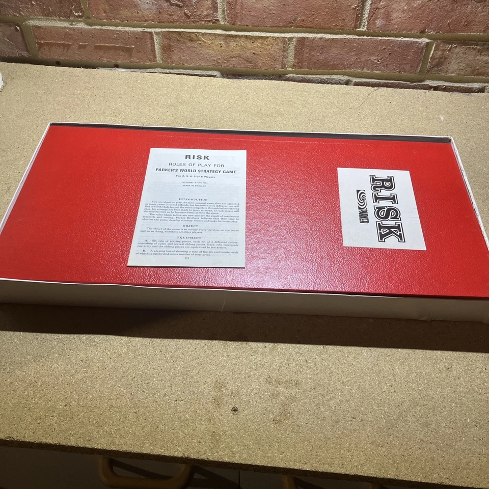 Vintage Parker Risk 1960's world strategy board game - Complete - Image 3 of 4