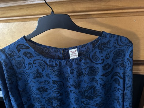Faded Glory Blue Paisley Print Top – Size XL (16/18) – Lightweight & Lovely - Picture 6 of 8