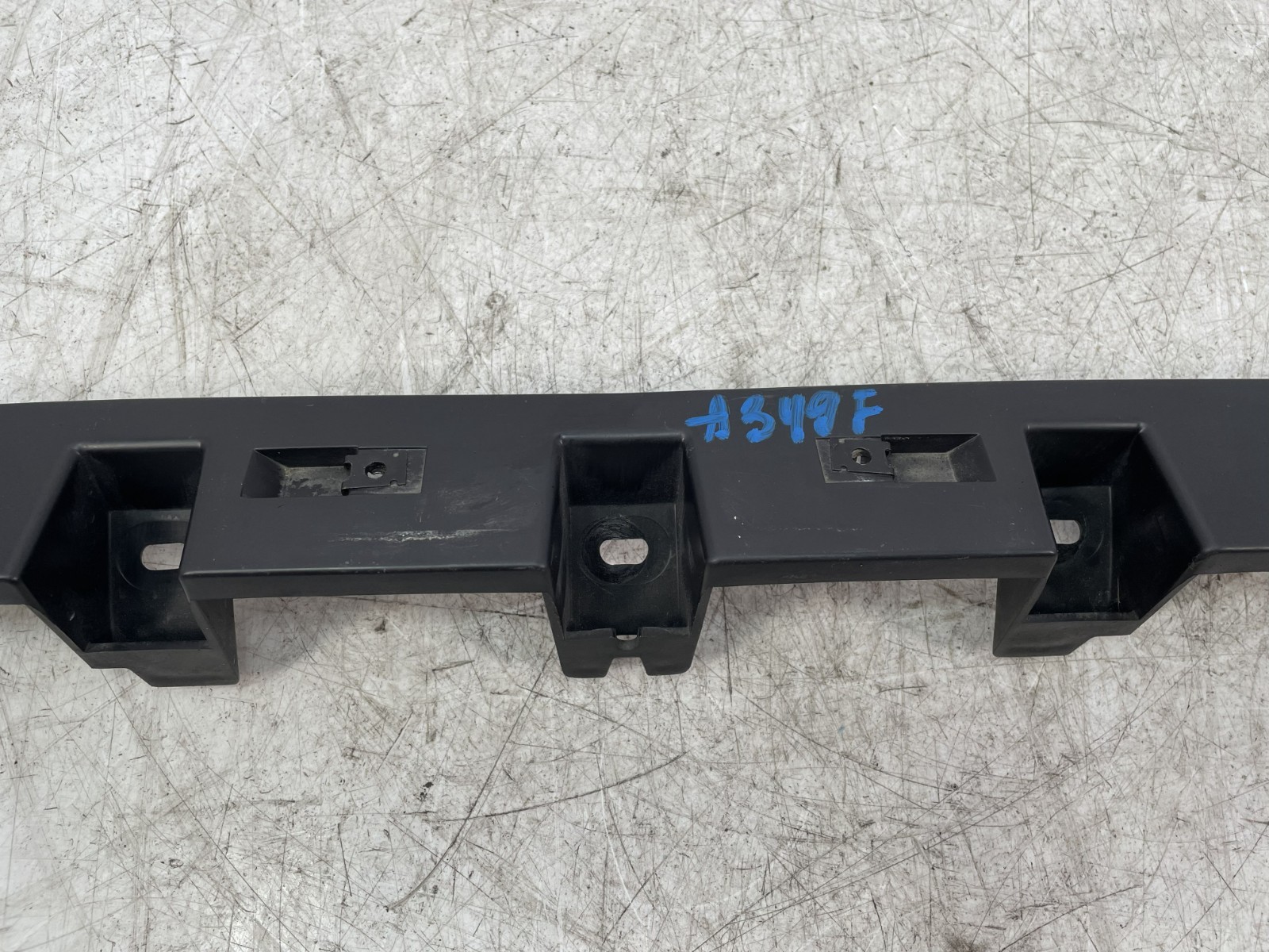 ✅ 12-18 OEM Bentley Continental GT Hood Radiator Grille Support Bracket