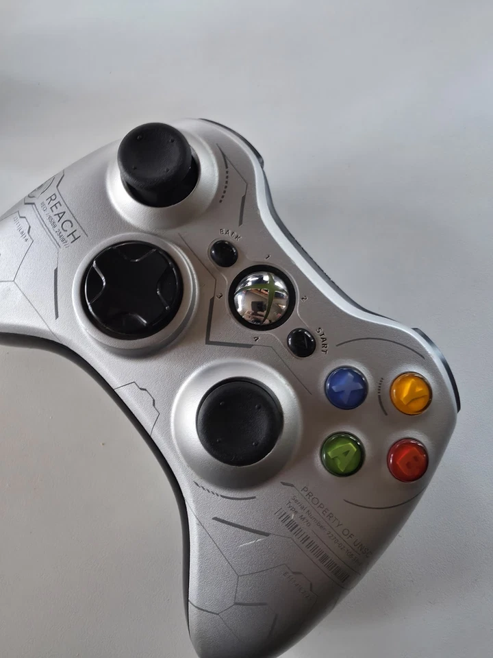 Xbox 360 Halo Reach Edition Console With Original Controllers No Stick Drift - Image 4 of 4