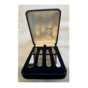 Brooks Brothers Vintage Collar Stays Set (4) 2 Sizes w/ Velvet Box USA