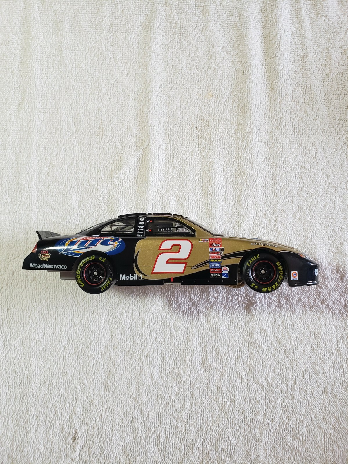 Picture 3 of 6