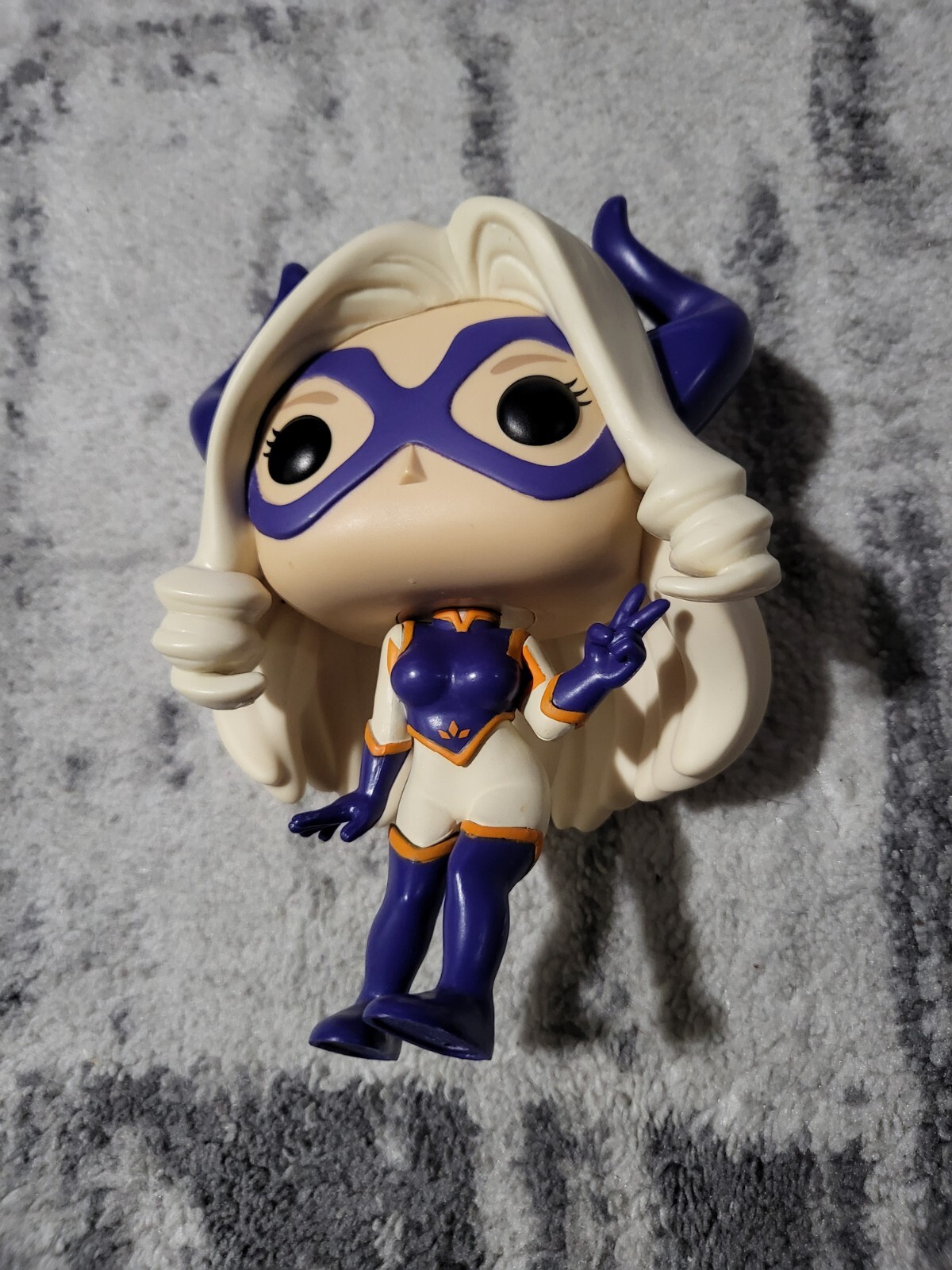 Mount Lady Funko Pop #612 My Hero Academia Hot Topic Exclusivo Suelto