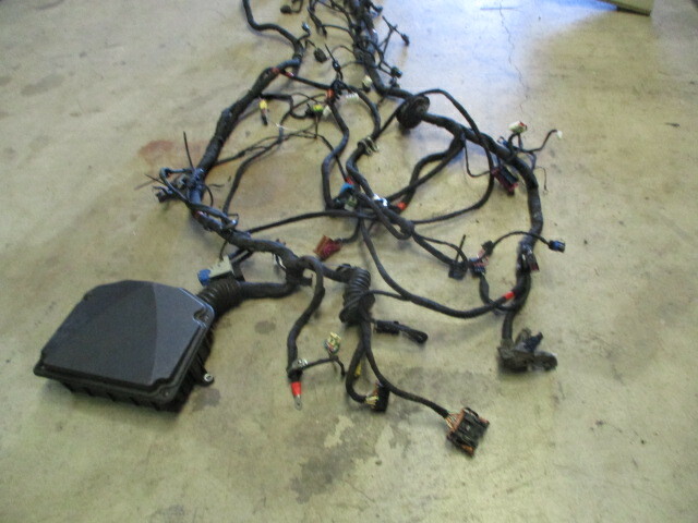 Maserati Granturismo 09 - Engine Compartment Wire Loom