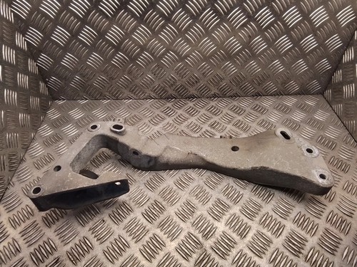 BMW X1 E84 Getriebehalter 6769281 676928104 22316769281 2231676928104 34498225