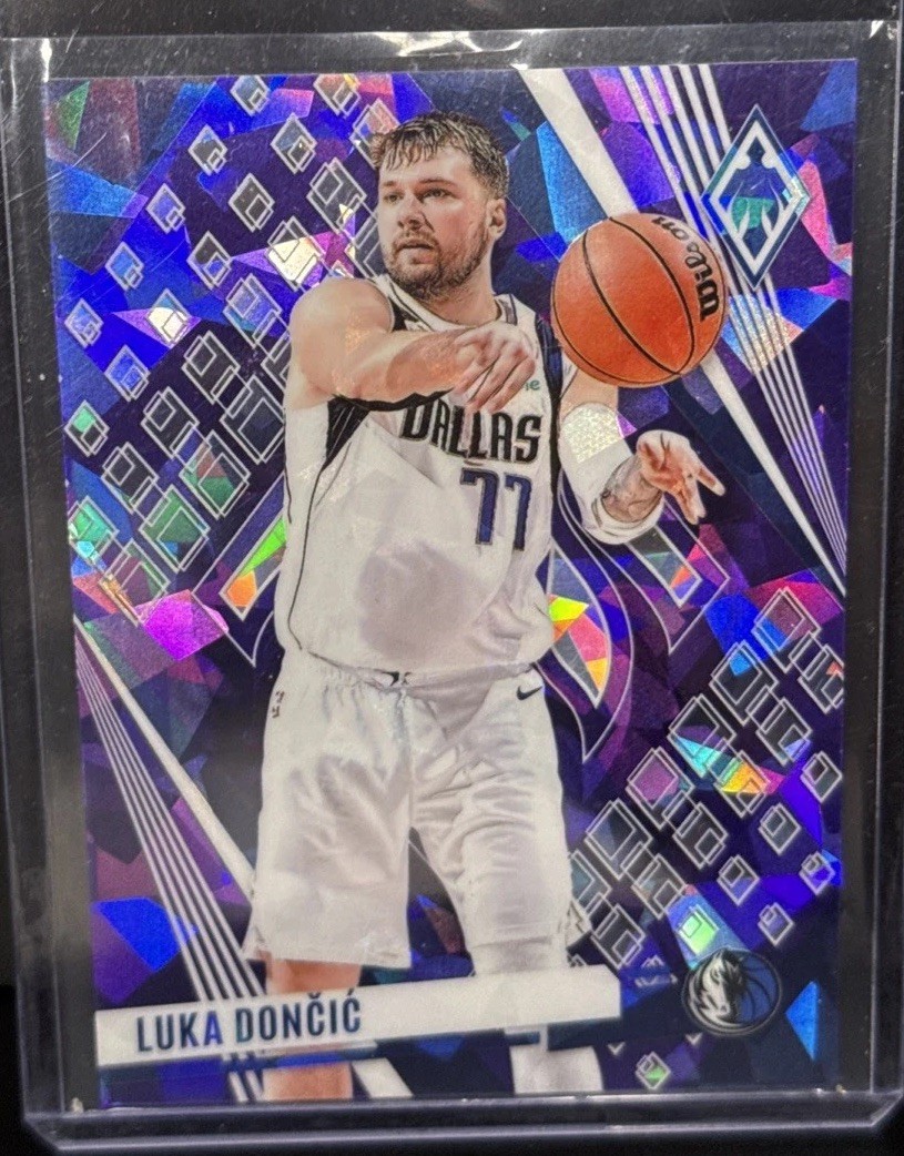 2023-24 Panini Phoenix Luka Doncic #157 Purple Ice Phoenix /25 Last On The Print