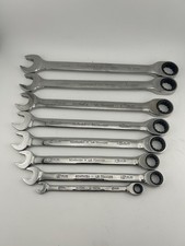 Snap-on 8-pc Metric Flank Drive Ratcheting Combination Wrench Set 8-19mm Snap-on 8-pc Metric Flank Drive Ratcheting Combination Wrench Set 8-19mm
