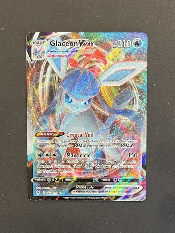 Pokemon Glaceon VMAX 041/203 Evolving Skies Ultra Rare Holo NM