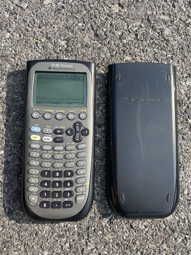 Texas Instruments TI 89 Titan graphischer Taschenrechner mit Deckel getestet funktioniert!