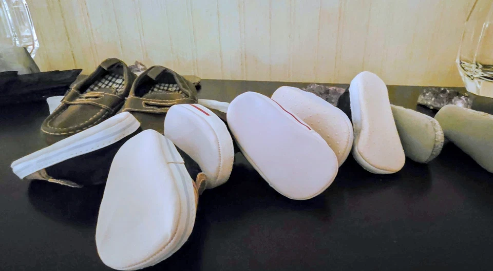 baby boy shoes size 4.5 vintage - Image 3 of 3