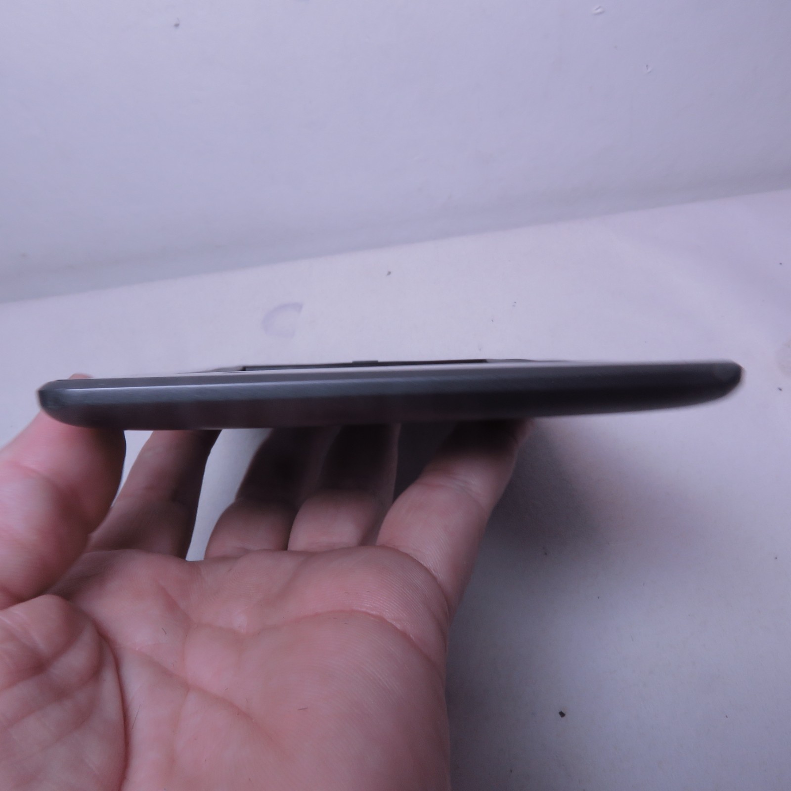 Amazon Kindle 4th Gen - 2GB - D01100 - 6" Wi-Fi Tested Works