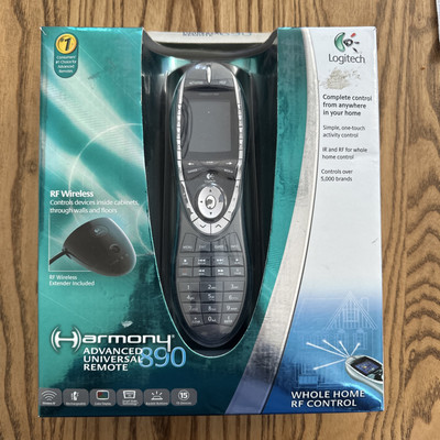 Logitech Harmony 890 Advanced Universal Remote Control w/ Original Box