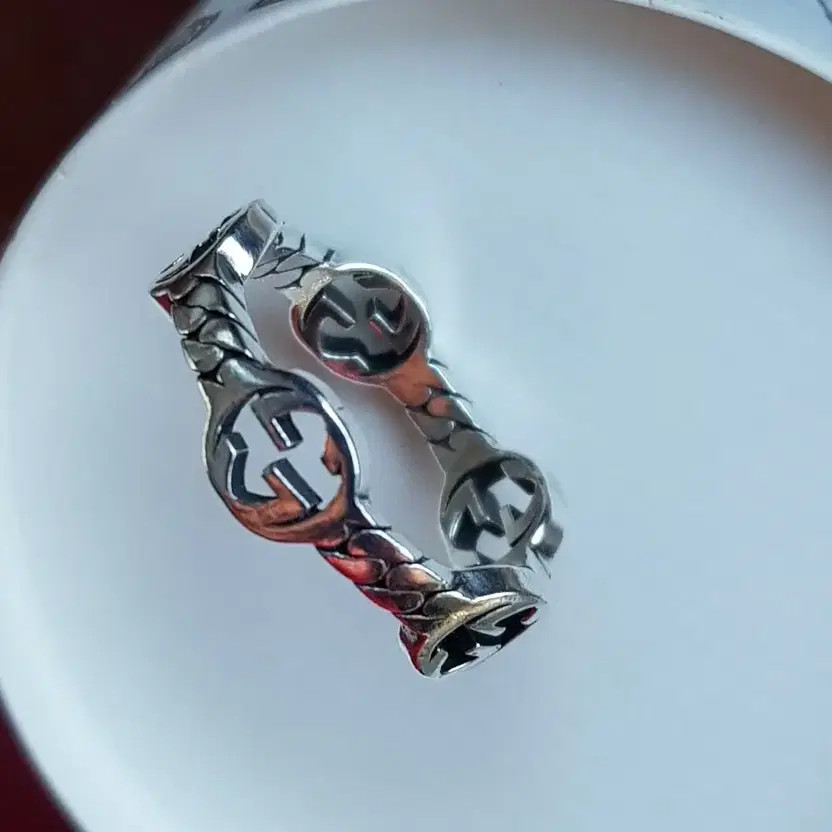 Gucci Interlocking G Silver Ring - Size 13, Used,… - image 2