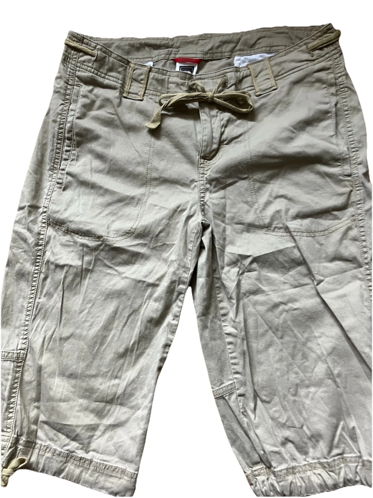 The North Face Shorts Women’s Size 8 Capri Pants Beige Outdoor Utility Pockets