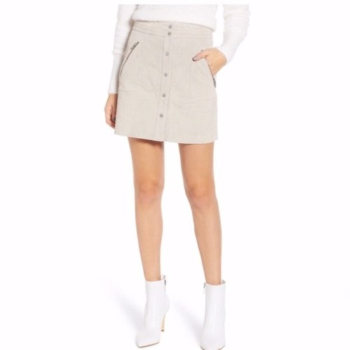 Blank NYC Snap Front Suede Mini Skirt Size 25 - Picture 3 of 15