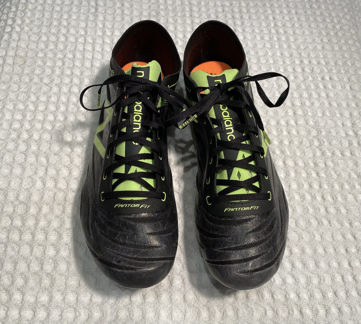 NEW BALANCE men display picture 1
