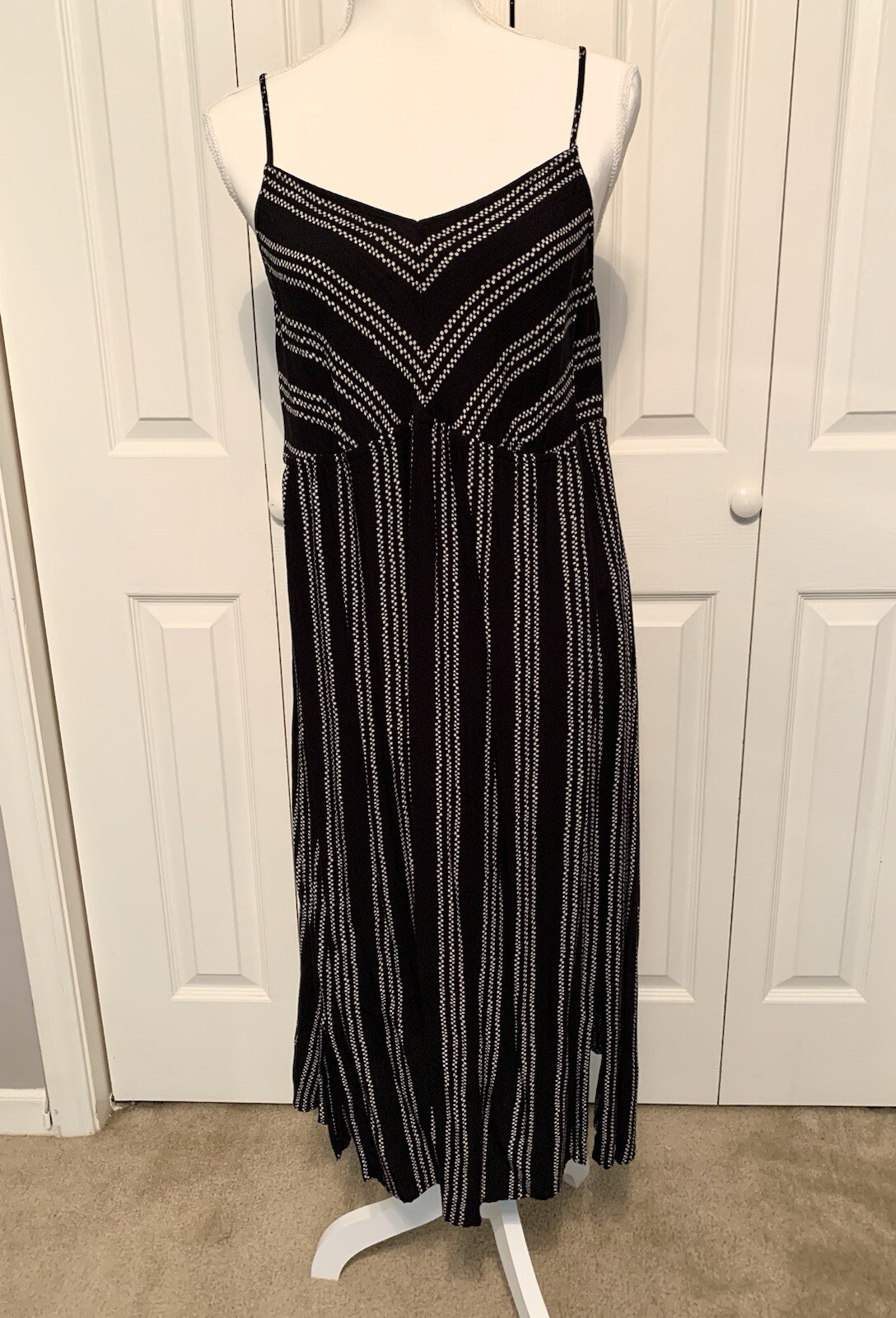 Motherhood Maternity Dress Size Medium M Black White Stripes