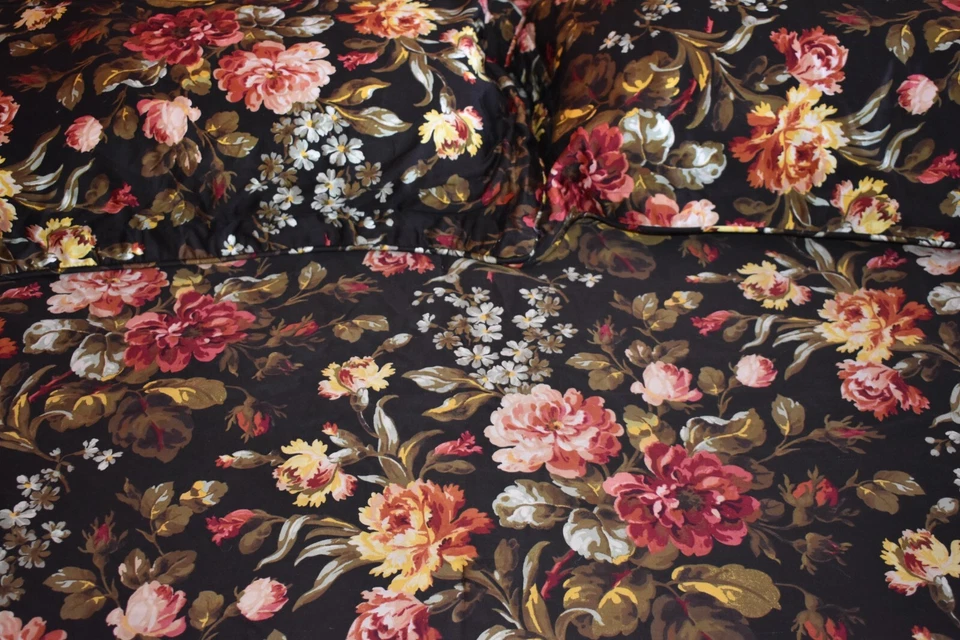 AMERICAN LIVING RALPH LAUREN CARDIFF FLORAL Queen Comforter & 2 Shams  - Image 4 of 4
