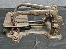 Vintage Wheeler & Wilson Sewing Machine Cast Iron Treadle Restore Parts Works