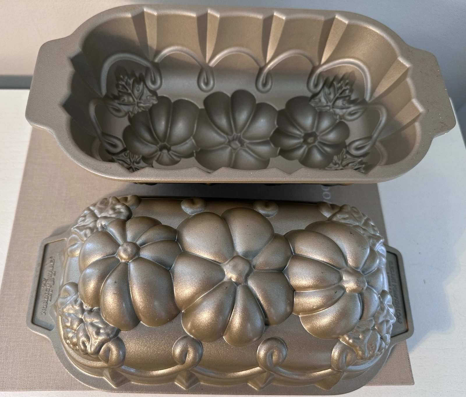 Nordic Ware Cast Aluminum Pumpkin Loaf Bread Pan 11” PAIR