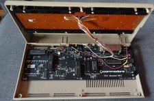 C64 Reloaded MK2 mit Chips, Commodore Tastatu...
