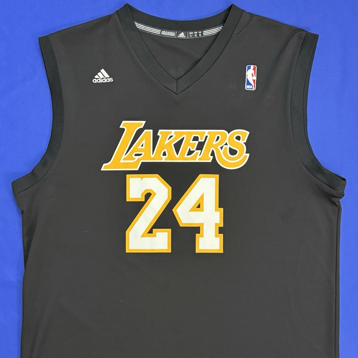 Preços baixos em Adidas Kobe Bryant Los Angeles Lakers Roupas e