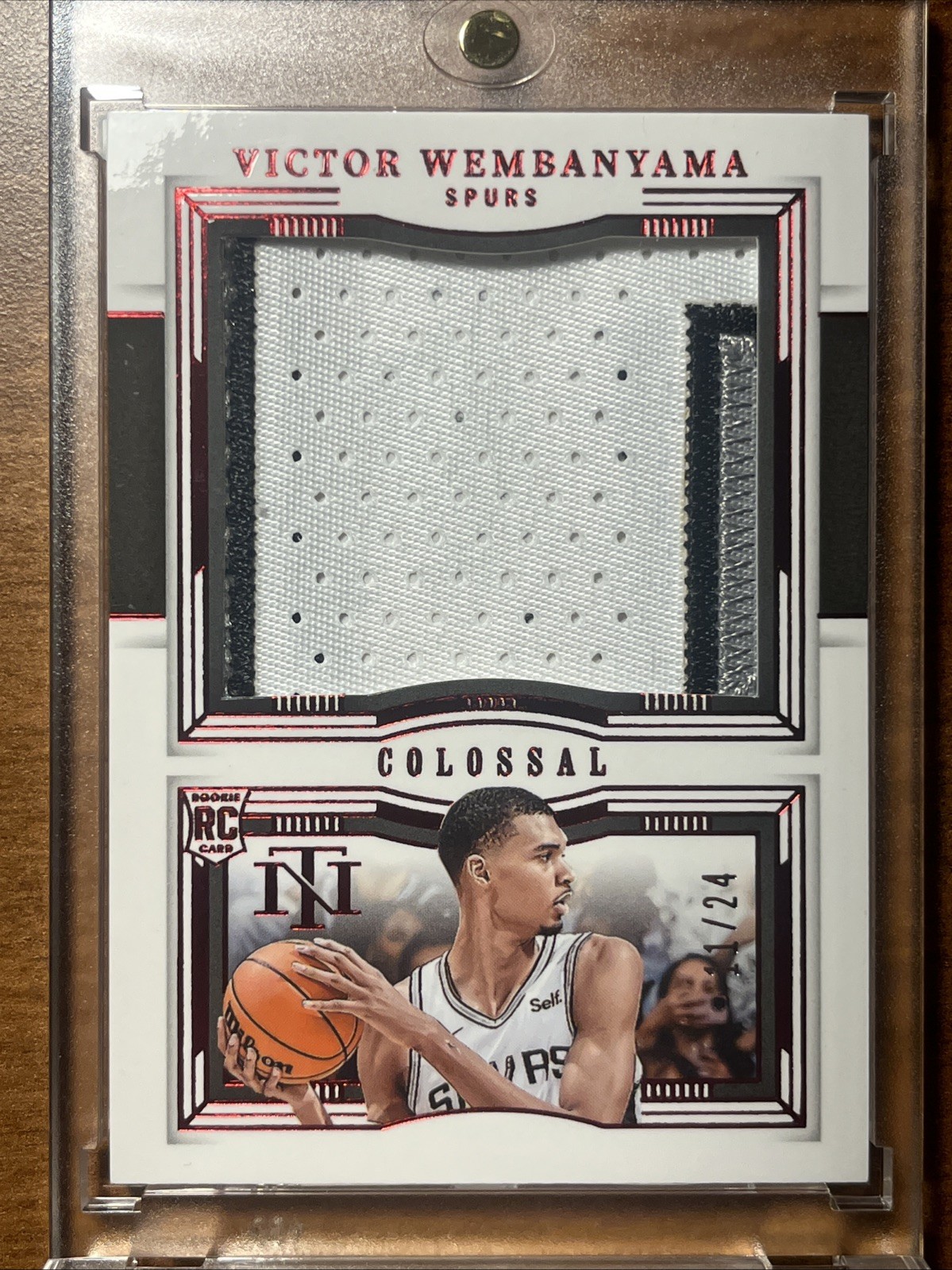 2023-24 National Treasures Victor Wembanyama Colossal Rookie International /24