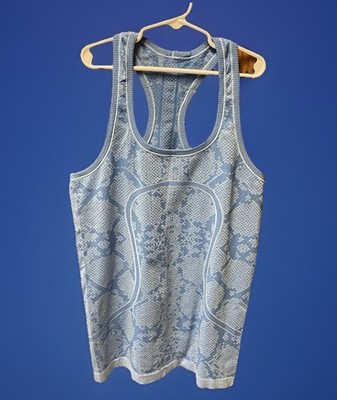 Lululemon Set Your Goals Earn Your Shower Tank Top Sz 6 Blue Worn Once Maybe 