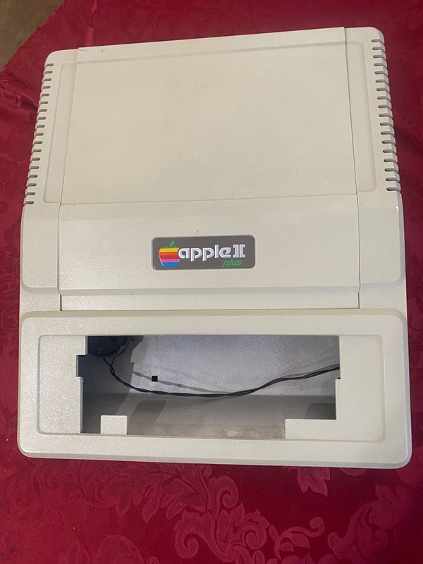 ✅ ⌘ Apple II Plus (Late) Computer CASE , Very Nice Condition