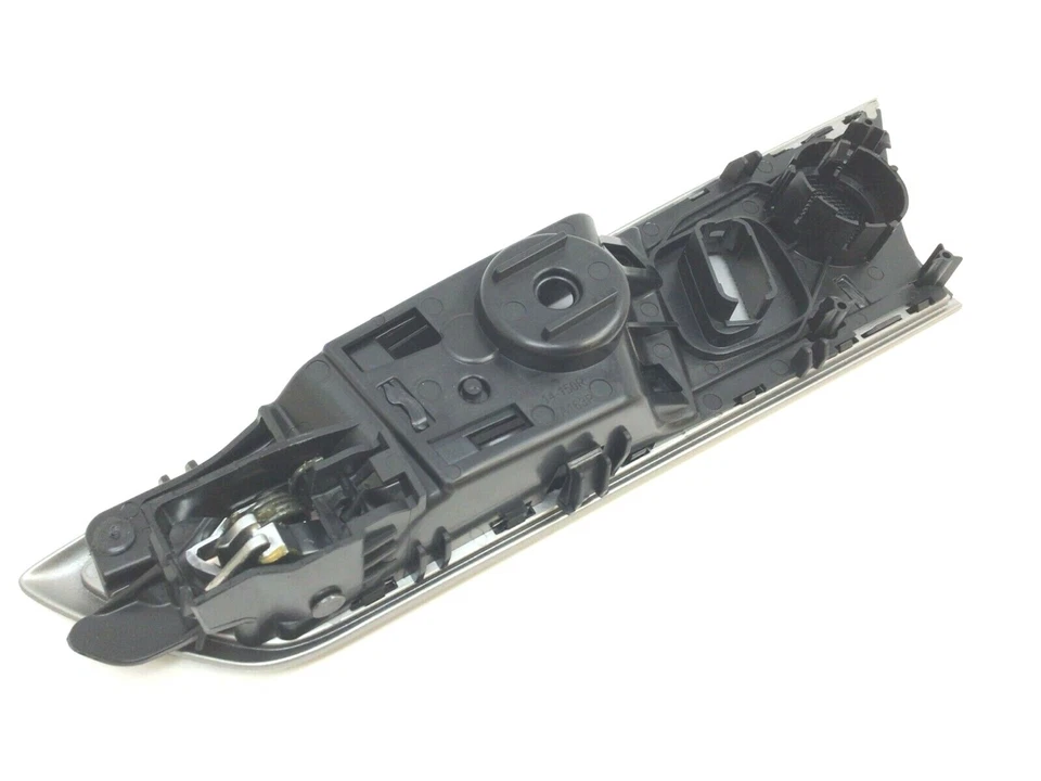 Ford Edge 2015-2020 delantero derecho lado del pasajero interior negro cromo manija de puerta Foto 4 de 4