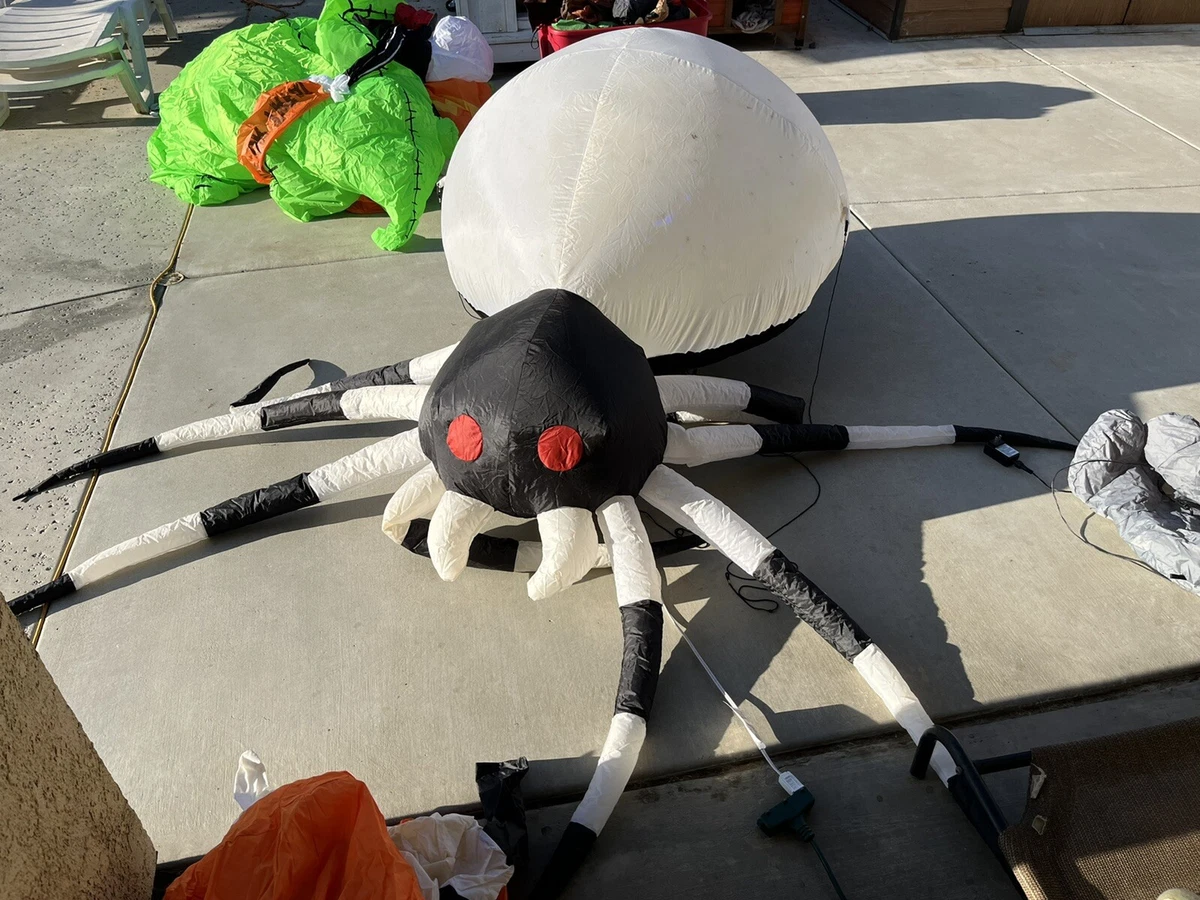 Inflatable spider online