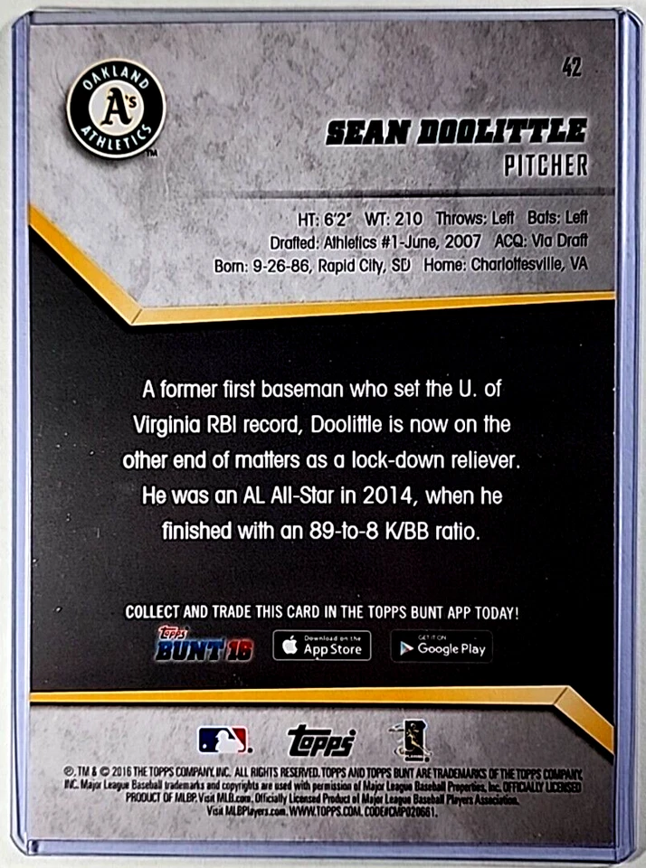 2016 Topps BUNT 5X7 金色 #42 Sean Doolittle /10 Oakland A's Jumbo 超大 7x5 — 第 2/3 张图片