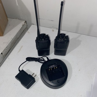 Lot of 2 Vertex Standard VX-231-G7-5 Two Way Radios Has A New Battery