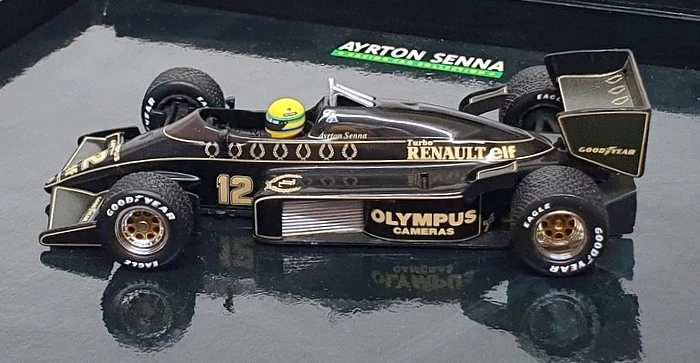 Minichamps 1/43 Scale 540 854392 F1 Lotus Renault #12 1st Portugal GP 1985 Senna - Image 3 of 4