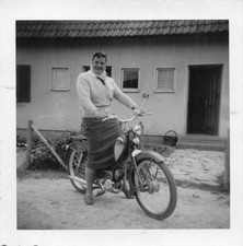 Vintage Moped Photo 1957 Zündapp 422 Combinette German Moped