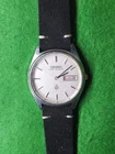 Vintage Seiko Lord Quartz 7853-7020 White Textured Dial Day Date Watch (READ)