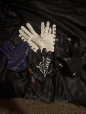 Football Gloves. Oklahoma state 3XL, Grip boost L, 2Jordan’s Large