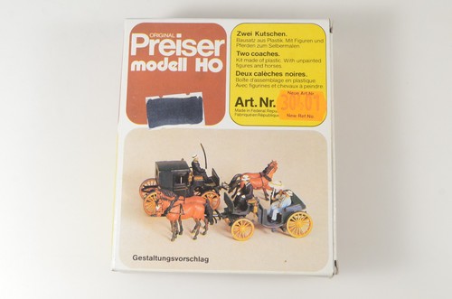 Kit de dos entrenadores y figuras Preiser HO sin pintar - 30401 | Zustand: New